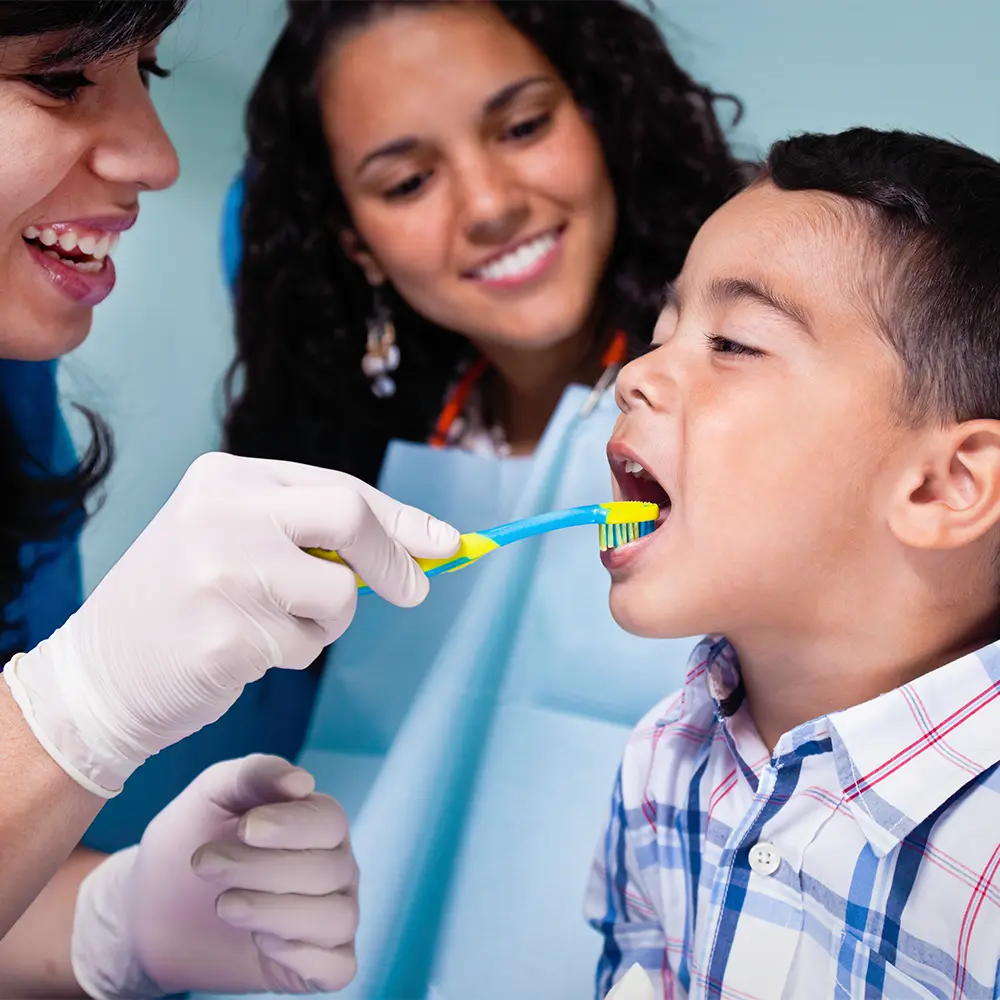 hero-dentalfamily.webp