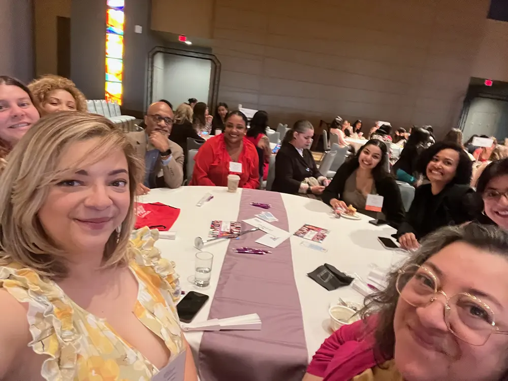 Latinas in Leadership (1000x750px card image)